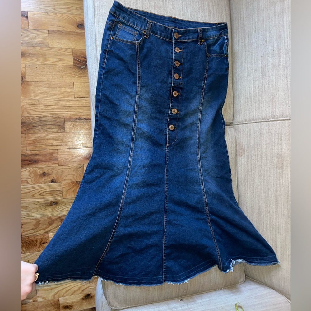 Be-Girl L Denim Maxi Mermaid Style skirt!!!
